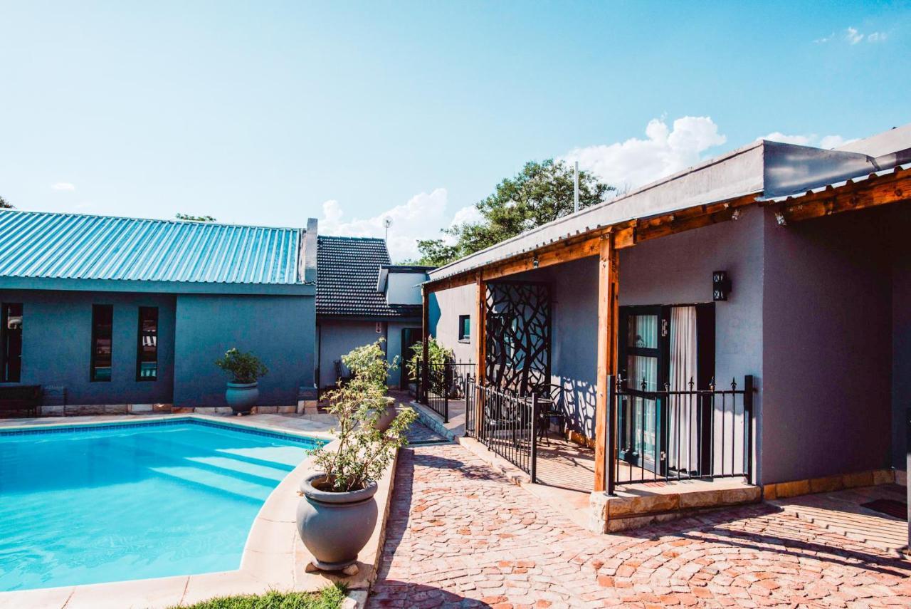 Le Grant Guesthhouse Aparthotel Kroonstad Exterior photo
