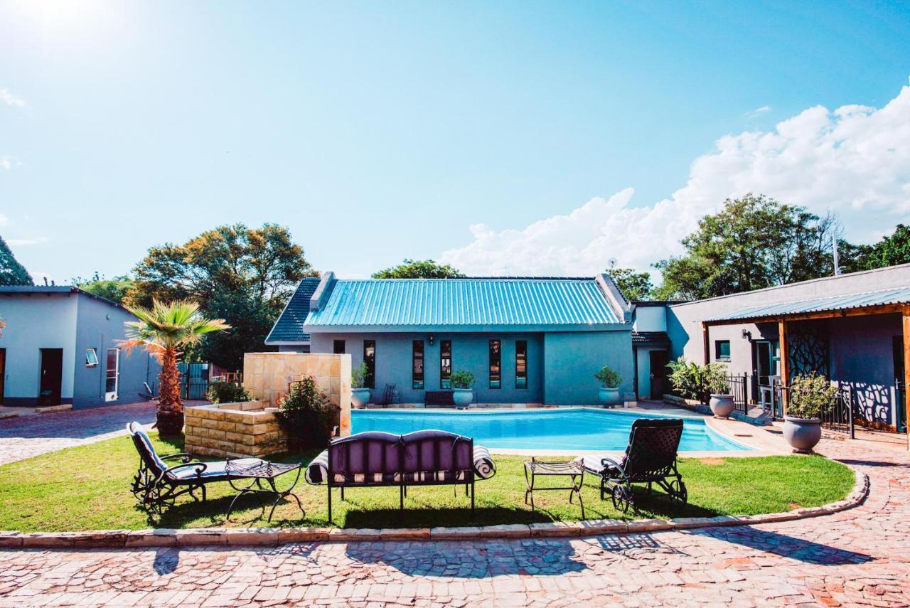 Le Grant Guesthhouse Aparthotel Kroonstad Exterior photo